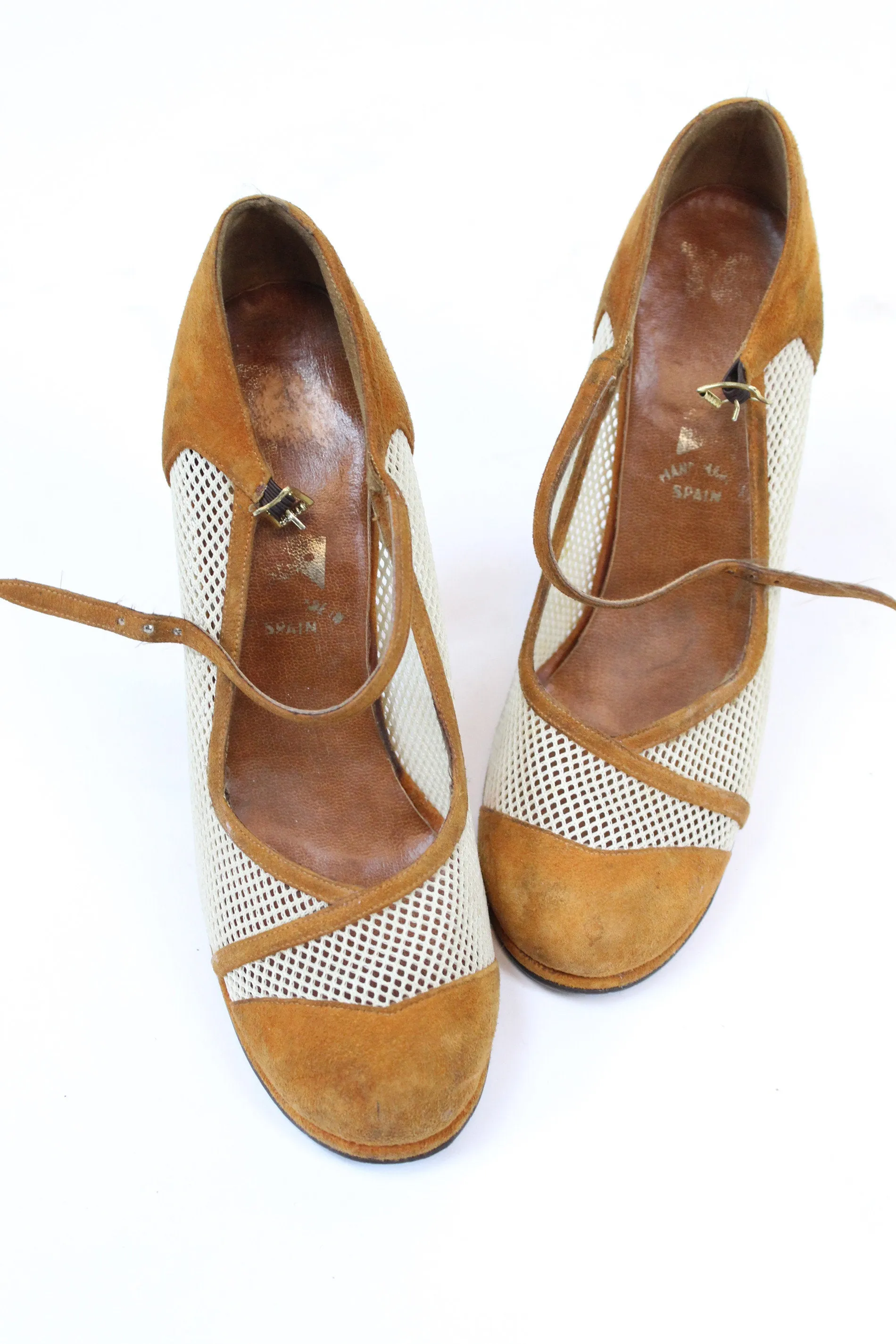 1960s spectator pumps suede and mesh mary jane shoes size 6.5 | new fall