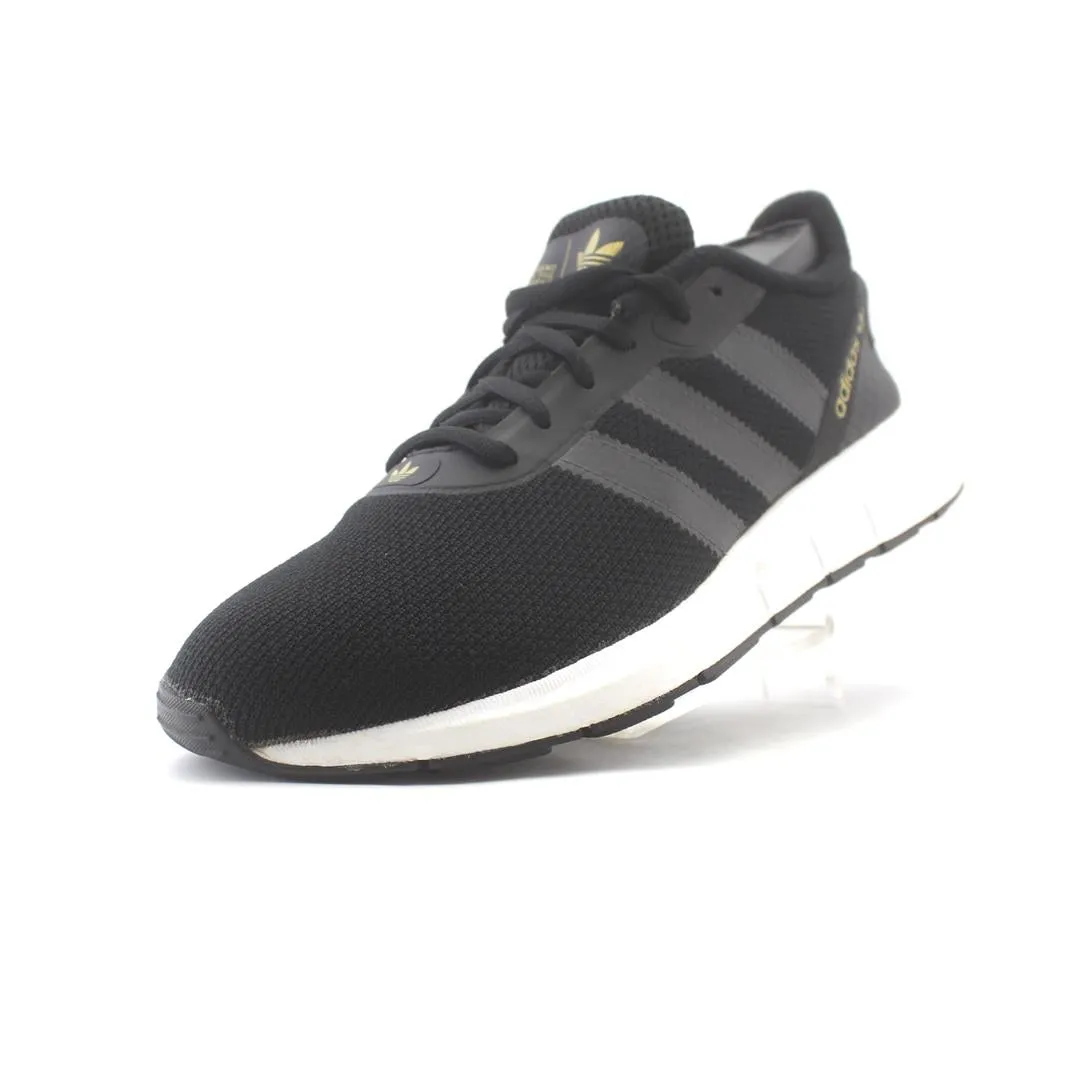 ADIDAS  SWIFT RUN RF