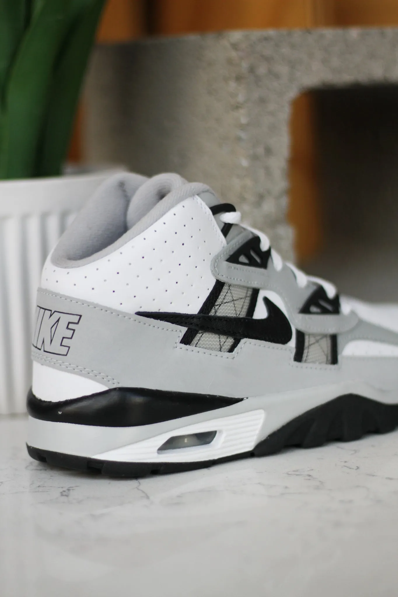 AIR TRAINER SC HIGH BG (GS) "LT SMOKE GREY"