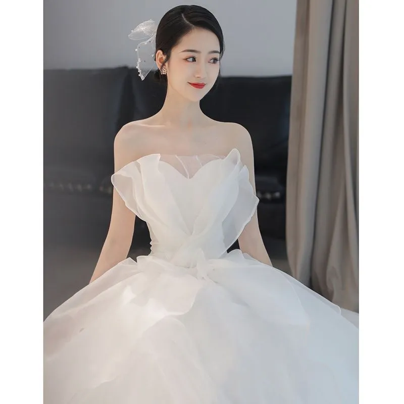 dunnmall Tube Top  Main Light New Wedding Dress Temperament Bride Trailing Court Style Simple Small Summer