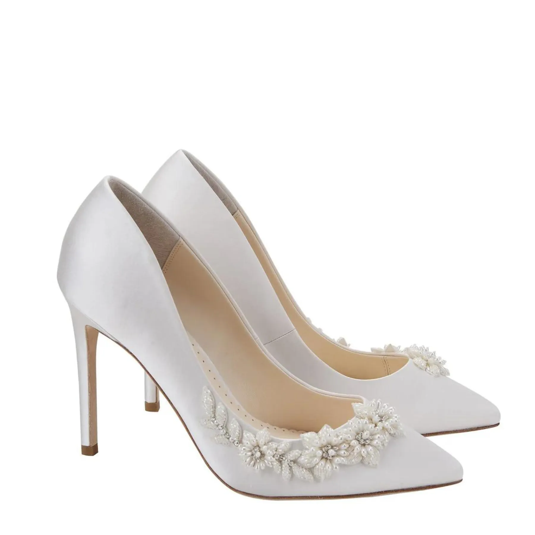 Jasmine - Ivory Embellished Pumps