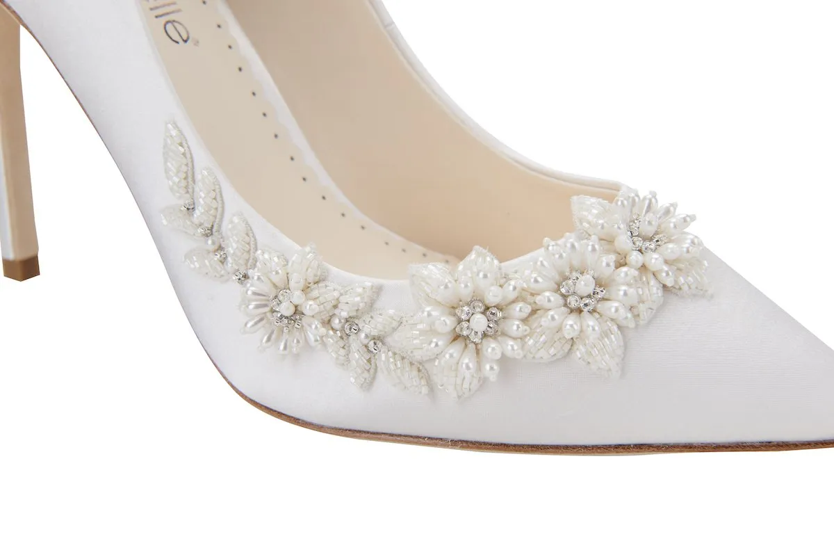 Jasmine - Ivory Embellished Pumps