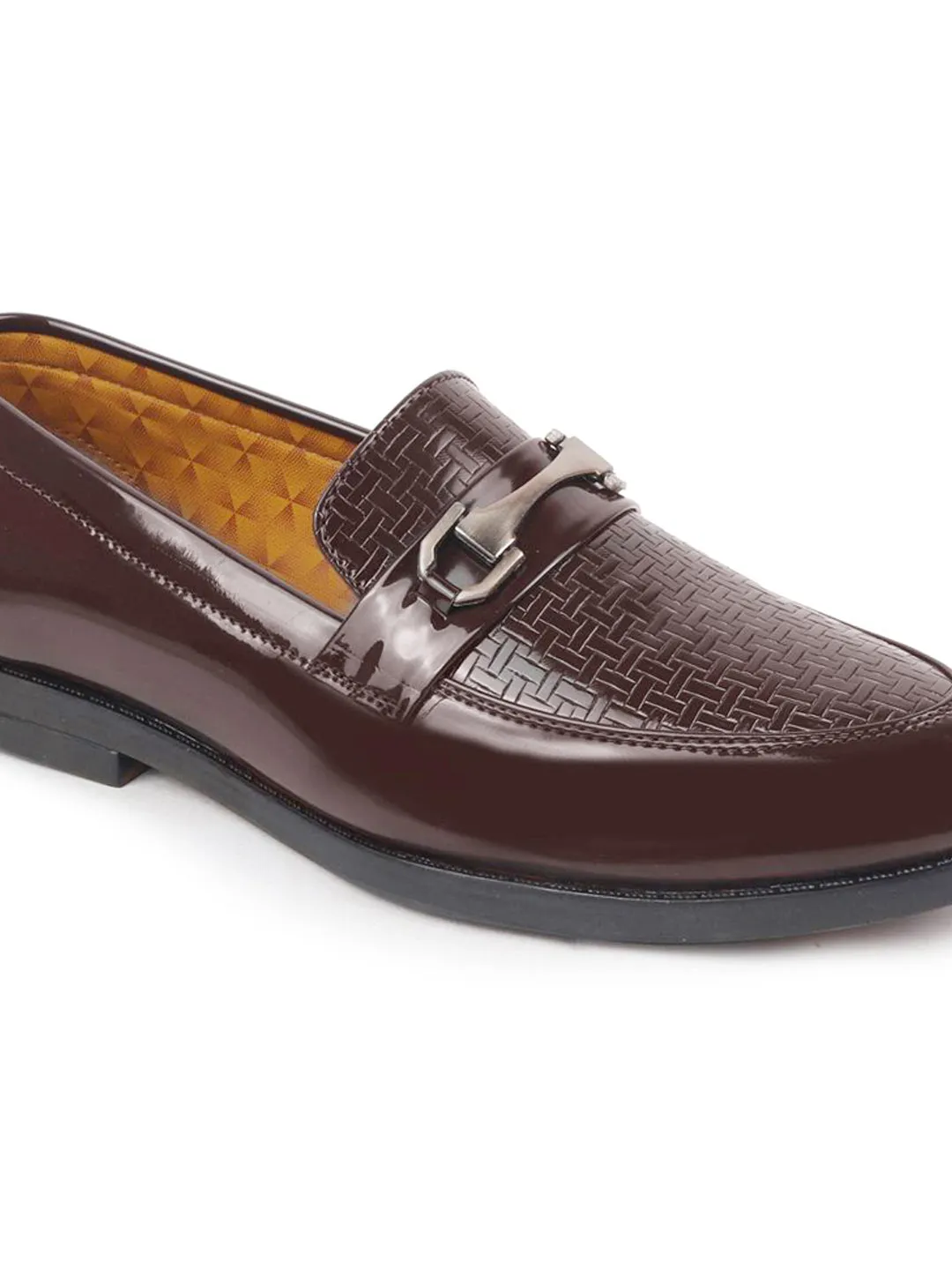 Men Brown Patent Leather Party/Formal Horsebit Slip On Shoes with Textured Details