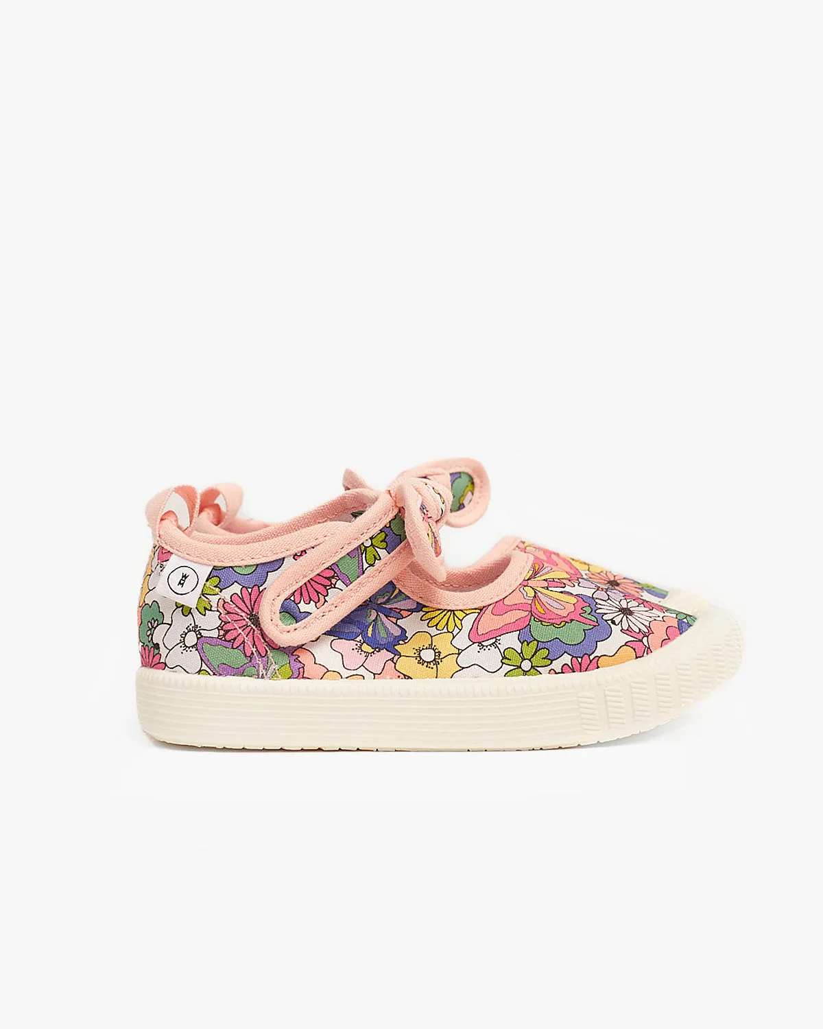 Millie Canvas - Retro Butterfly