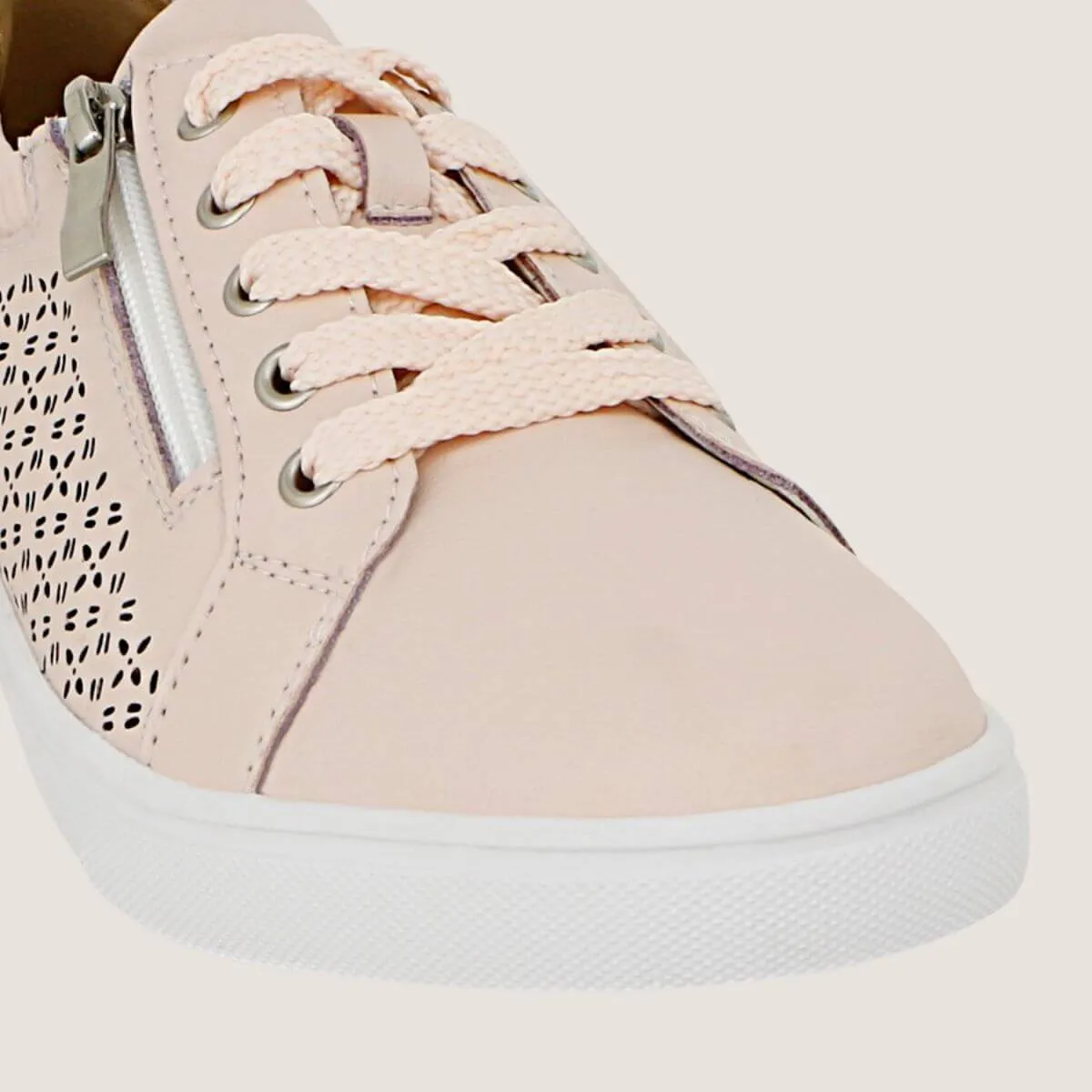 Natural Comfort Serpho Sneaker