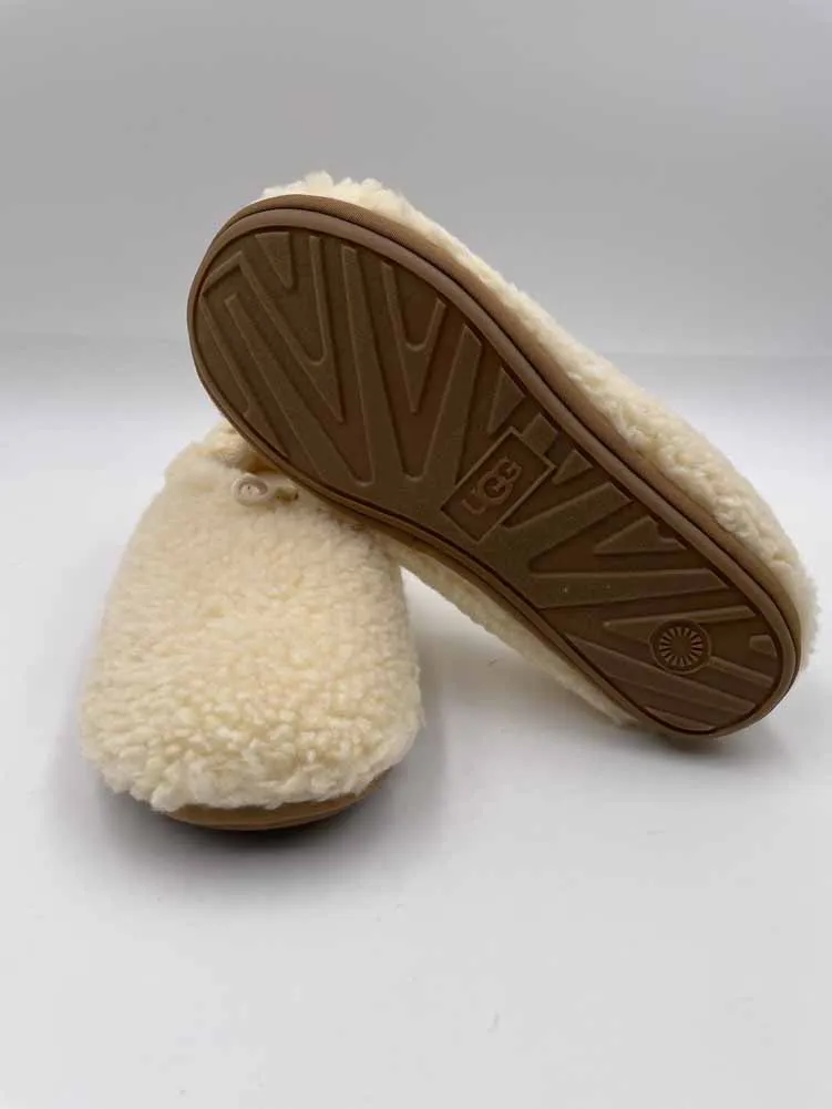 Plushy Slipper in Natural/Chestnut by UGG