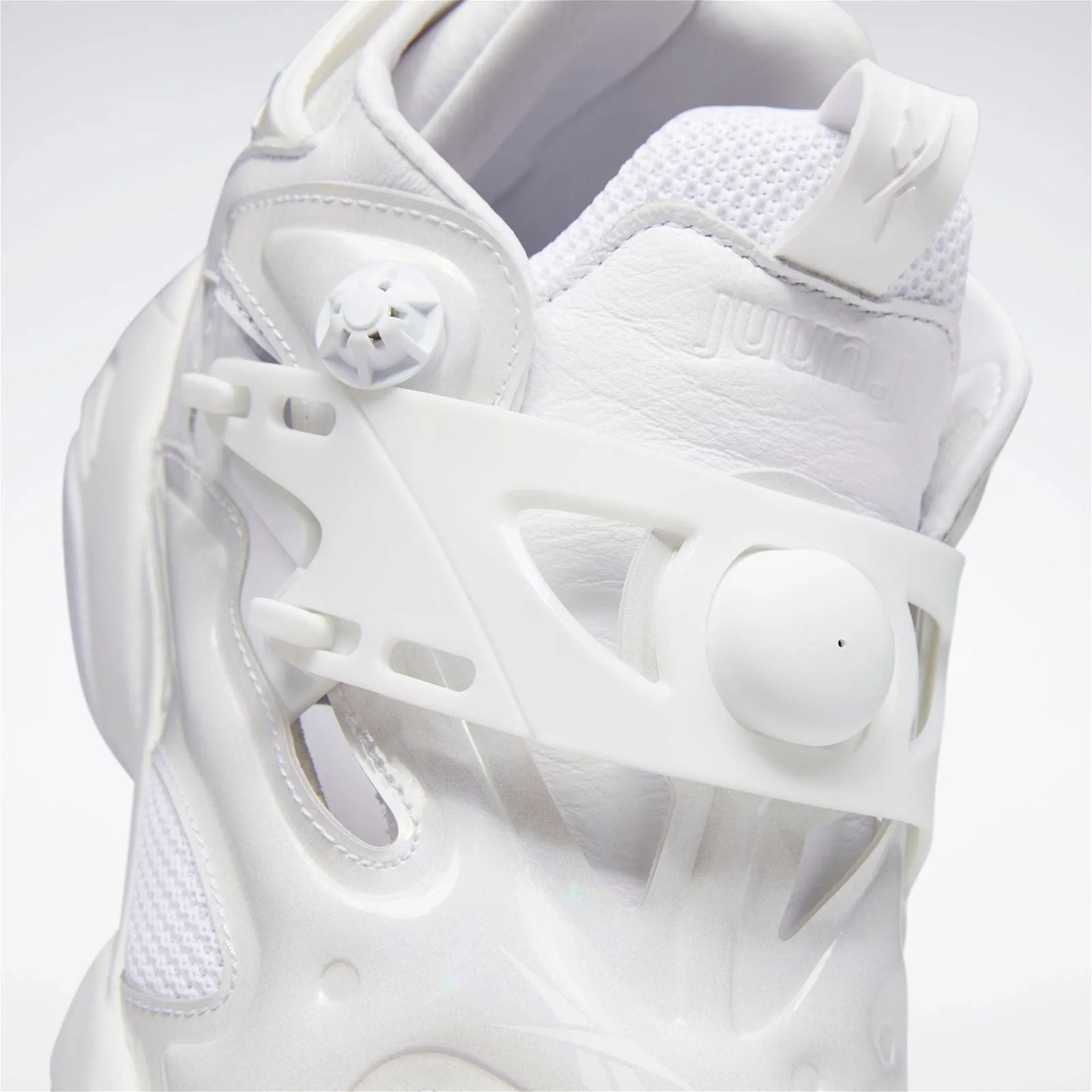 Reebok Pump Court x Juun.J Shoes - White