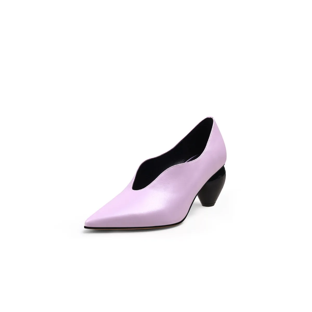 Scalloped Edge Pot Heel Pumps