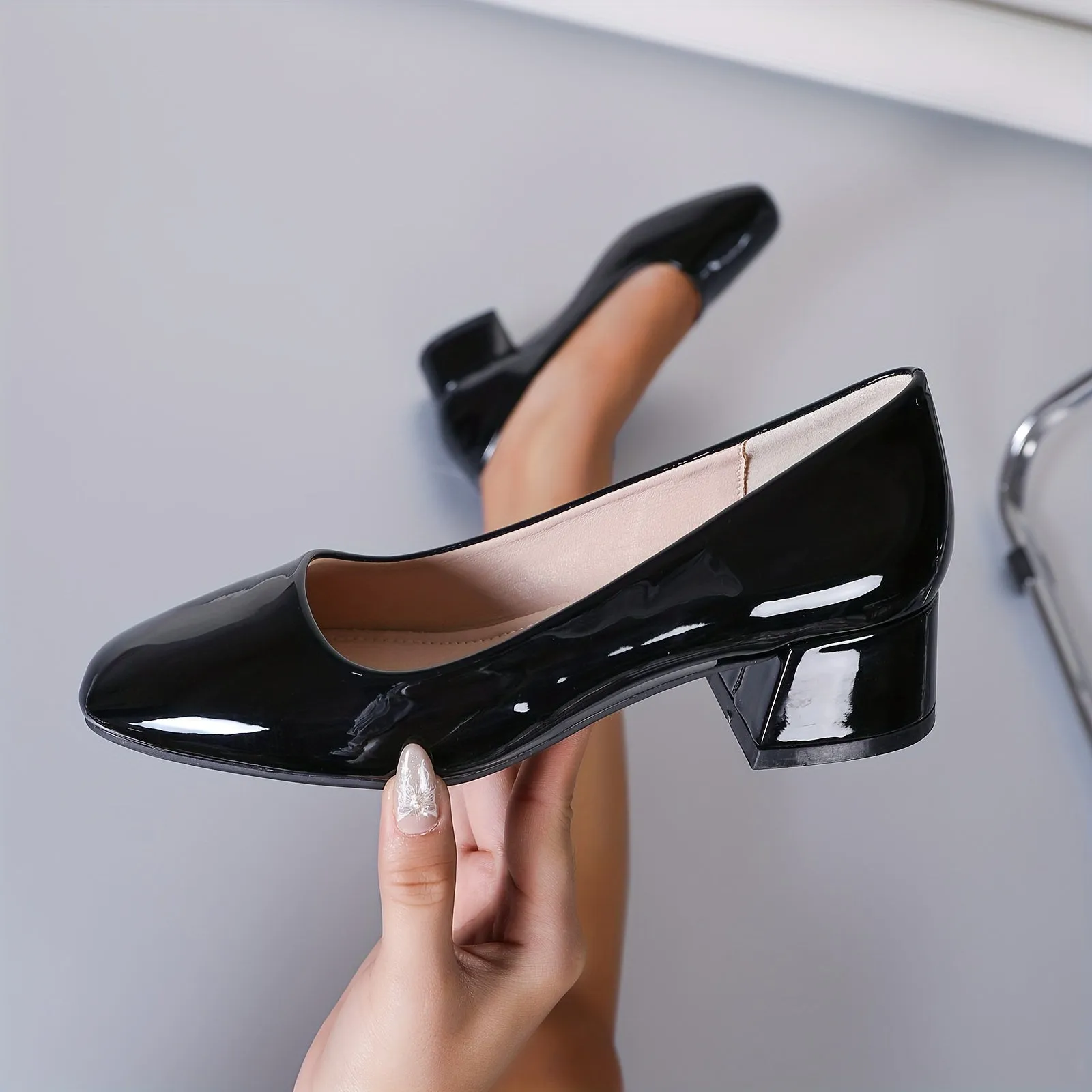 Stylish Chunky Heel Pumps - Square Toe Slip On Shoes for Women, Solid Color All-Match Court Shoes with Low Heel, Comfortable and Versatile Design for Daily Wear