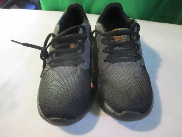 Used Reebok Running / Training Shoes Size 6