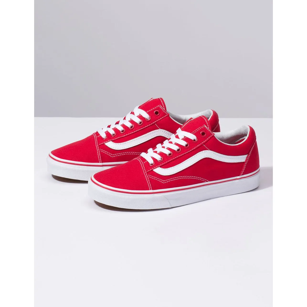 Vans Unisex Old Skool Formula One Shoes - Red / White