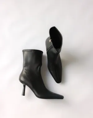 Winser Boots (Black) - By Billini